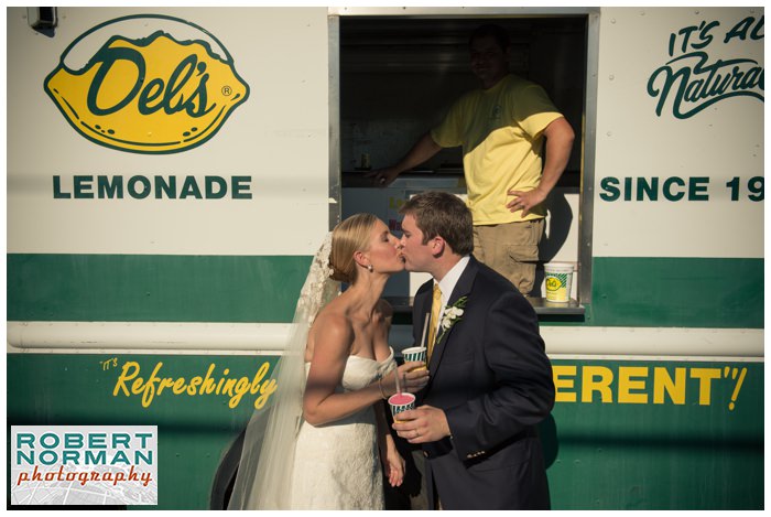 Dels-lemonade-truck-wedding-rhode-island
