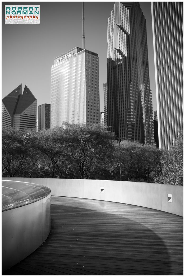 Millennium-Park-chicago-cloud-gate-Jay-Pritzker-Pavilion