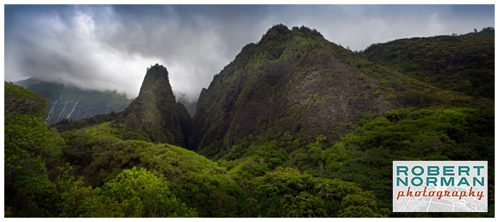 Iao-Valley-State-Park-Maui-Hawaii