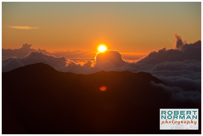 Haleakala-National-Park-crater-Maui-HI-sunrise 