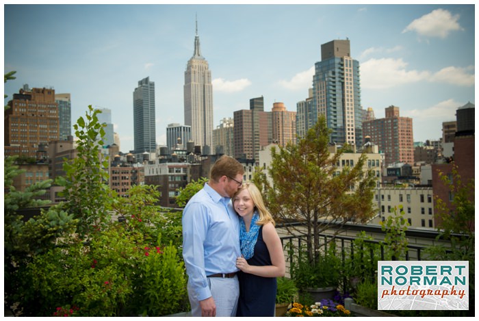 NYC-engagement-session-empire-state-building