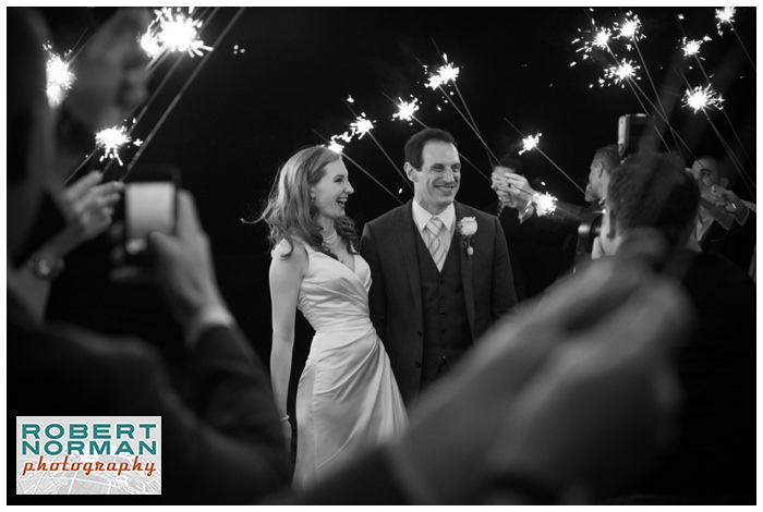 Candlewood-Lake-Inn-Wedding-Connecticut-Wedding-Photography-sparklers